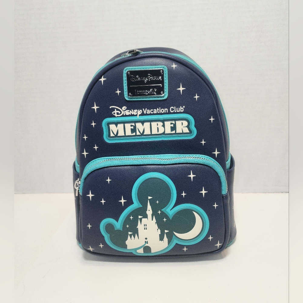 Disney Loungefly DISNEY VACATION CLUB MEMBER Glow-In-The-Dark Backpack - NWT